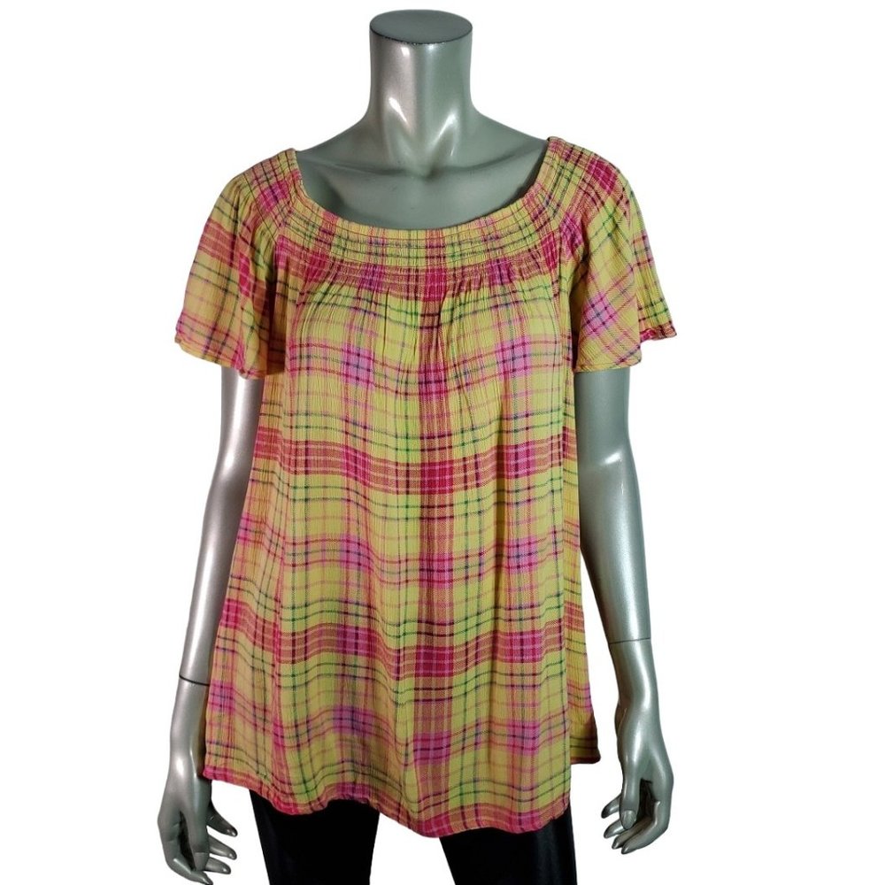 Torrid Top Plus Sz 3X Smocked Collarless Plaid Short Sleeve Casual Pullover Pink